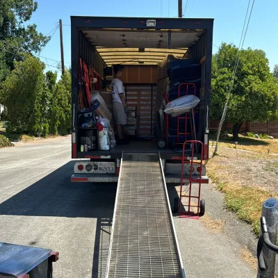 Moving_Company