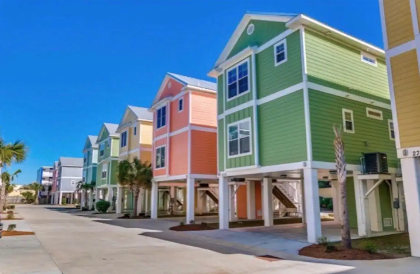 Paradise Village logo